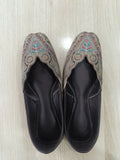 Embroidered Traditional Rajasthani Jutti / Mochdi